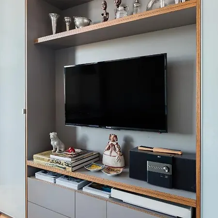 Apartamento 180-Degree Sea Views From A Stylish Apartment Pool *